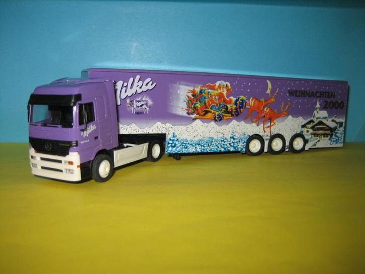 Milka  Kerst-2000  MERCEDES 1843  Herpa/Albedo, Hobby en Vrije tijd, Modelauto's | 1:87, Zo goed als nieuw, Bus of Vrachtwagen