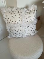 By Bazz kussen en plaid gekocht bij loods 5, Huis en Inrichting, Ophalen of Verzenden, Zo goed als nieuw, Wit, Vierkant