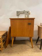 Vintage naaimachinekast / kastje met PFAFF92, Antiek en Kunst, Antiek | Naaimachines, Ophalen