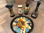 Gouds Plateel. 4 vazen en 1 boord., Antiek en Kunst, Ophalen of Verzenden