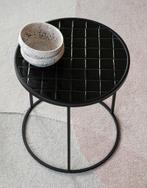 Leuke bijzettafel van Zuiver, 45 tot 60 cm, Minder dan 55 cm, Metaal of Aluminium, Rond