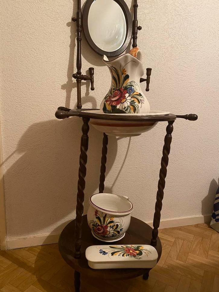 Antieke / ouderwetse Kaptafel met Porseleinen Set, Antiek en Kunst, Antiek | Keramiek en Aardewerk, Ophalen