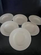 wedgwood edme diepe borden 23 cm, Huis en Inrichting, Keuken | Servies, Ophalen, Zo goed als nieuw, Bord(en), Wedgwood