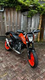 KTM Duke 690 32KW A2 Akrapovic uitlaat, Sportuitlaat, Bedrijf, 690 cc, Minimaal motorrijbewijs A2
