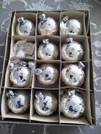 11 zilverkleurige kerstballen GDR, Diversen, Kerst, Ophalen of Verzenden, Zo goed als nieuw
