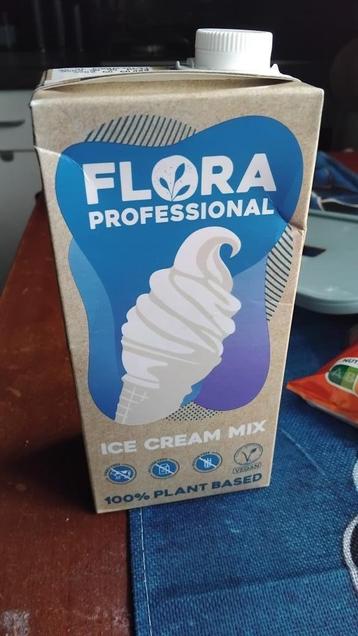 Flora prof ice cream mix om sofijs te maken beschikbaar voor biedingen