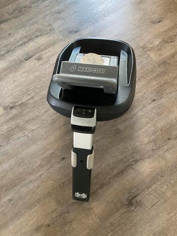 Maxi cosi familyfix base beschikbaar voor biedingen