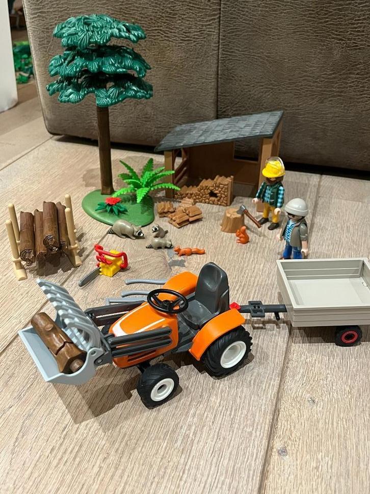 Playmobil Houthakker met tractor - 6814, Kinderen en Baby's, Speelgoed | Playmobil, Zo goed als nieuw, Complete set, Ophalen of Verzenden