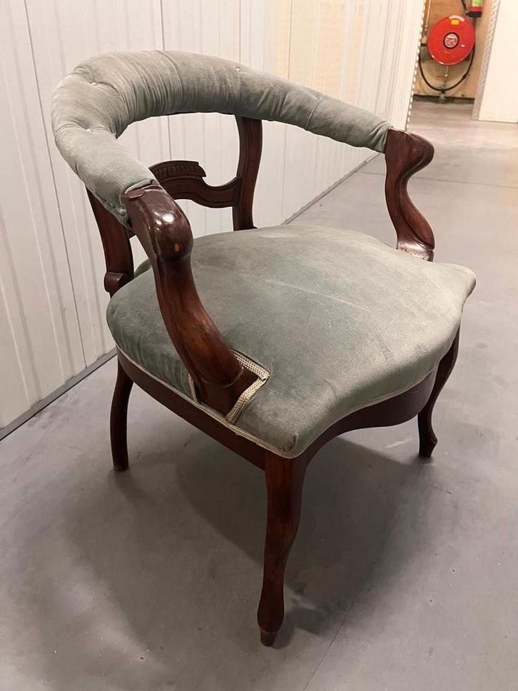 Antieke fauteuil met houten frame, Huis en Inrichting, Stoelen, Ophalen of Verzenden