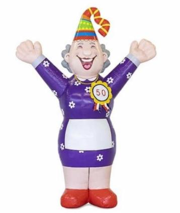 Sarah vrolijk opblaasfiguur pop 4m hoog te huur  beschikbaar voor biedingen