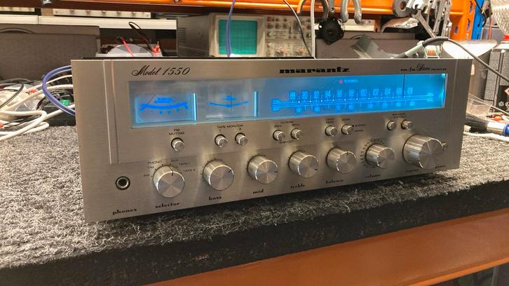 Marantz 1550 receiver, Audio, Tv en Foto, Versterkers en Receivers, Zo goed als nieuw, Stereo, Marantz, Ophalen of Verzenden