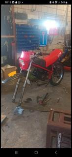 Gezocht: honda mt5 frame, Ophalen of Verzenden, Zo goed als nieuw
