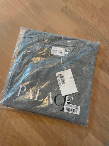 Palace x Calvin Klein grijs t-shirt | L beschikbaar voor biedingen
