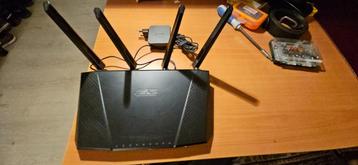 ASUS RT-AC87U AC2400 Dual Band Gigabit WiFi5 Router beschikbaar voor biedingen
