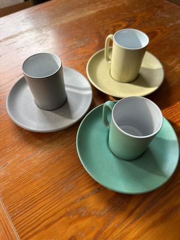 Vintage espresso kopjes (3) 60-er jaren beschikbaar voor biedingen