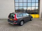 Volvo XC70 3.2 Momentum ZEER NETTE STAAT, Trekhaak origineel, Automaat, 238 pk, Parkeersensor, Zwart