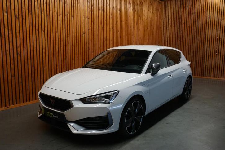 Cupra LEON 1.4 e-HYBRID VZ COPPER EDITION AUTOMAAT, Auto's, Cupra, Bedrijf, Leon, ABS, Airbags, Airconditioning, Alarm, Bluetooth