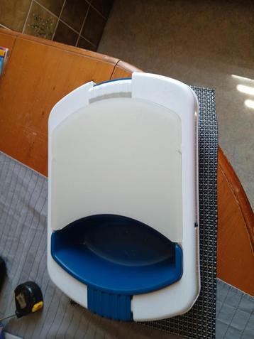 Handige Groentesnijder & Spoelbak beschikbaar voor biedingen