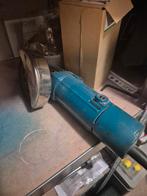 Makita slijptol. Oud beestje maar doet ze werk., Ophalen of Verzenden, Gebruikt, Haakse handslijpmachine