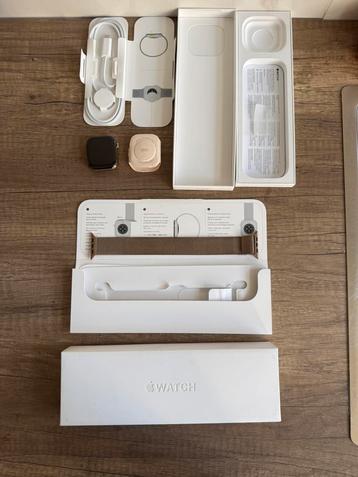 Apple watch series 10 46 mm gold ti gold mil lp s/m cel beschikbaar voor biedingen
