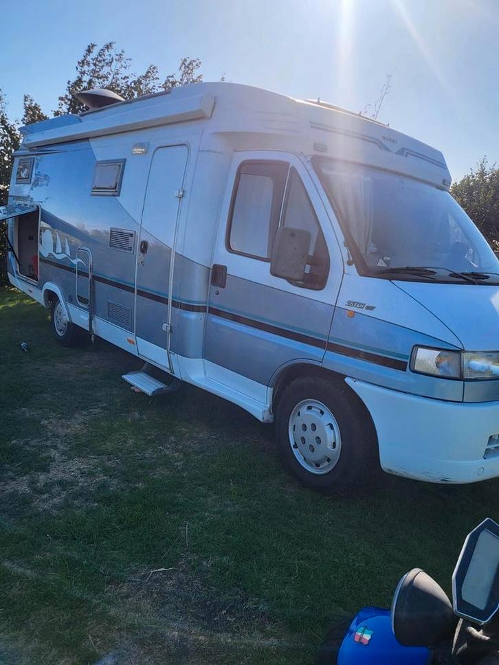Hobby camper semi intergaal, Caravans en Kamperen, Campers, Particulier, Half-integraal, Hobby, Ophalen