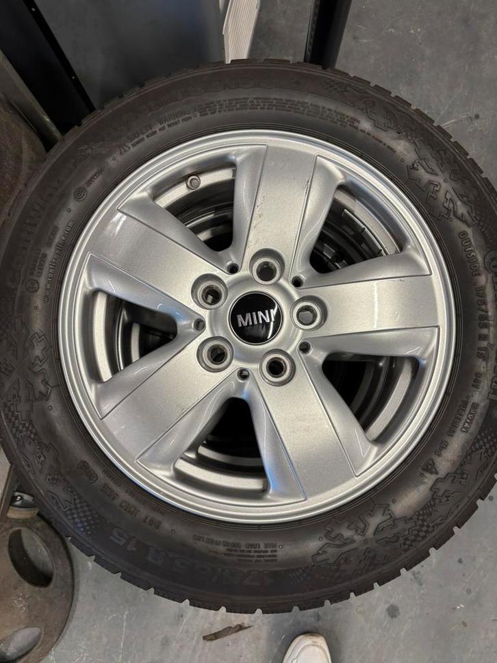 Mini Cooper 15 inch winterset Origineel f55 f56, Auto-onderdelen, Banden en Velgen, Banden en Velgen, Winterbanden, 15 inch, 175 mm