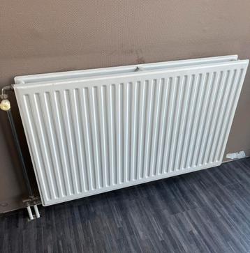 Radiator 115 x  70   10 verwarming gedemonteerd wit beschikbaar voor biedingen