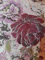 leedje tafelkleed rozen met gouddraad 126/67, Huis en Inrichting, Tafelkleden, Gebruikt, Etten-Leur, DJT@dejuistetoon.eu, Ophalen of Verzenden