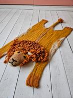 Vilt Leeuw Kleed - Handgemaakt, Huis en Inrichting, 100 tot 150 cm, Zo goed als nieuw, Kinderkamer, 50 tot 100 cm