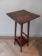 Plantentafel, eiken. Antiek" Art en Craft periode. Patina, Ophalen