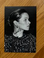 Gesigneerde foto (handtekening) Geraldine Chaplin, Verzamelen, Muziek, Artiesten en Beroemdheden, Nieuw, Ophalen of Verzenden