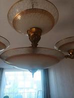 Mooie hanglamp van glas met gouden randen en gekleurd glas
W, Huis en Inrichting, Lampen | Hanglampen, Ophalen, Zo goed als nieuw