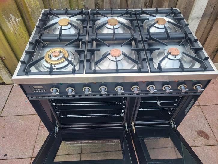 Uitstekend werkende boretti antraciet fornuis 6,pitts 90cm b, Witgoed en Apparatuur, Fornuizen, Zo goed als nieuw, Vrijstaand