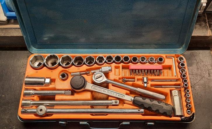 Complete Doppendoos met 1/2" Gedore Ratelsleutel, Auto diversen, Autogereedschap, Ophalen of Verzenden