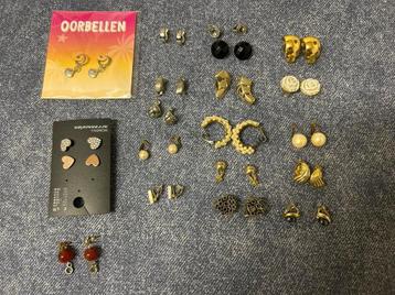 Set Diverse Oorbellen beschikbaar voor biedingen