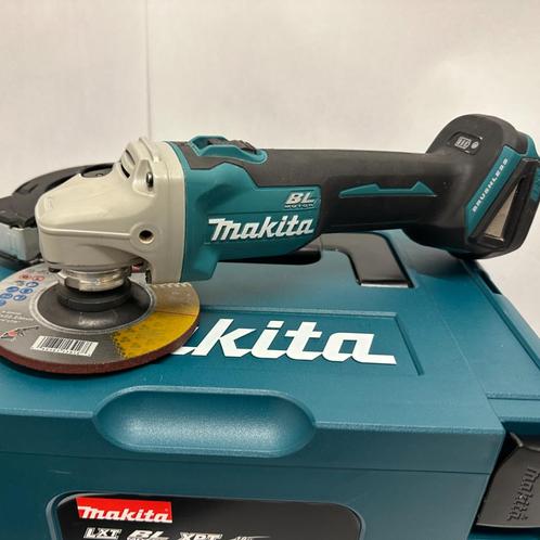 Makita DGA504 Haakse Slijper + 18V, 3.0 AH Accu (Nieuwstaat), Doe-het-zelf en Verbouw, Gereedschap | Slijpmachines, Zo goed als nieuw