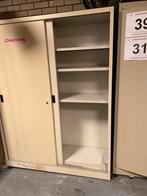 Stalen kast, Ophalen, Gebruikt