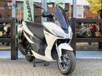 Aprilia SXR 50 Essence White  2025, Fietsen en Brommers, Scooters | Aprilia, Ophalen, Overige modellen, Onbekend, Nieuw