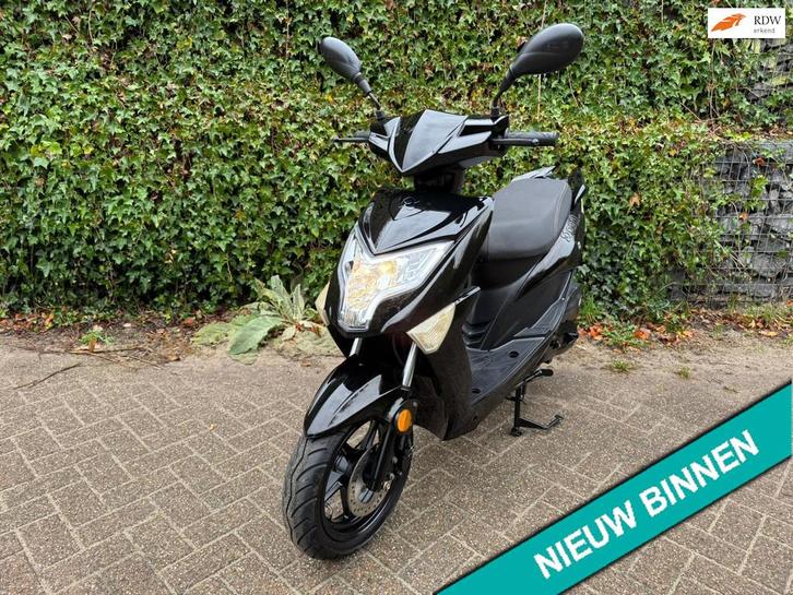 AGM Brash 45 km EURO4 Scooter NETTE STAAT BETAAL met in3, Fietsen en Brommers, Scooters | Overige merken, Gebruikt, Benzine