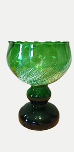 Vintage/retro mondgeblazen groene kelk of schaal op voet, Ophalen of Verzenden