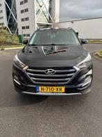 Hyundai Tucson 1.6 T-gdi DCT 4WD 2016 Zwart I Met Carplay, Auto's, Hyundai, 4 cilinders, Zwart, Leder, USB