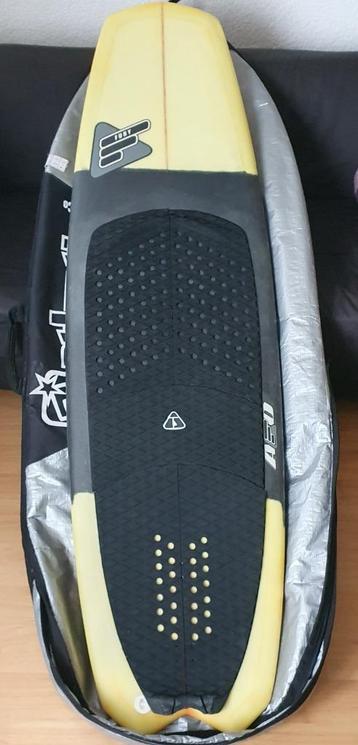 Fury RPG 5.5 custom kite surfboard beschikbaar voor biedingen
