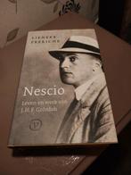 Lieneke Frerichs - Nescio: Leven en werk van J.H.F. Grönloh, Boeken, Ophalen of Verzenden, Zo goed als nieuw, Lieneke Frerichs