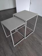 In nieuwstaat set bijzettafels, 45 tot 60 cm, Minder dan 55 cm, Metaal of Aluminium, Rond