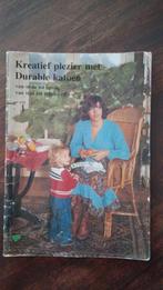Vintage,  kreatief plezier met durable katoen, Ophalen of Verzenden, Zo goed als nieuw, Haken, Patroon of Boek