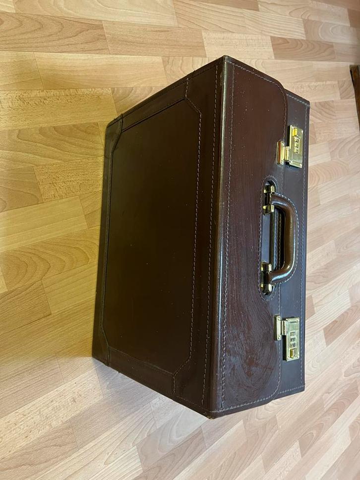 Vintage Leren Archiefkoffer, Sieraden, Tassen en Uiterlijk, Tassen | Reistassen en Weekendtassen, Gebruikt, Bruin, Minder dan 40 cm