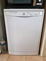 Indesit vaatwasser, Witgoed en Apparatuur, Vaatwasmachines, Ophalen, Zo goed als nieuw, 85 tot 90 cm