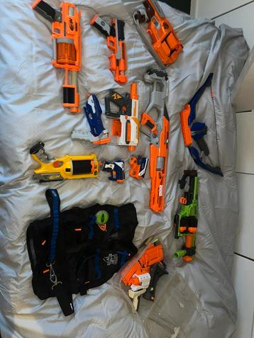 Grote set nerf! Mag in 1 keer weg of apart.  beschikbaar voor biedingen