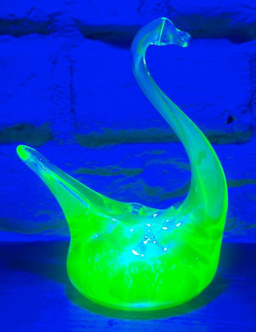 Uranium vogel, Antiek en Kunst, Antiek | Glas en Kristal, Ophalen of Verzenden