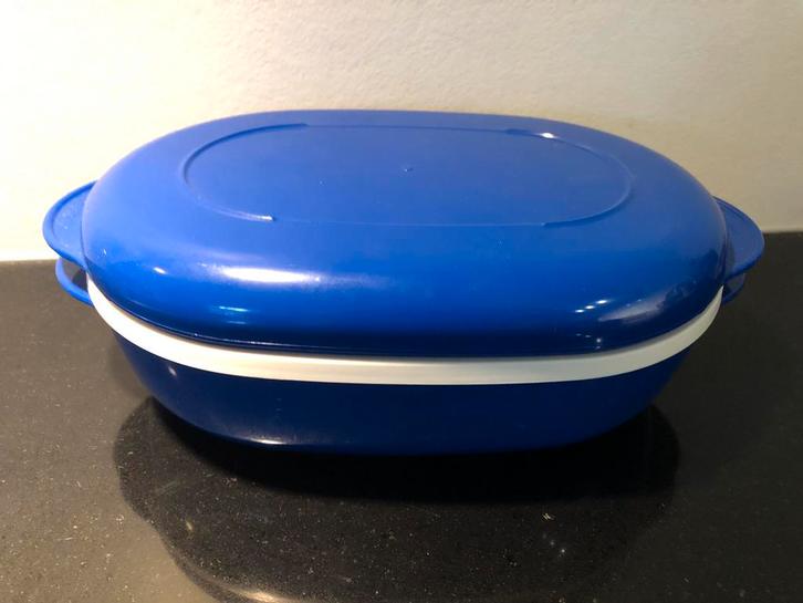 Tupperware E-124 M+ Microplus Ovaal 1.5L, Huis en Inrichting, Keuken | Tupperware, Zo goed als nieuw, Overige typen, Blauw, Ophalen of Verzenden